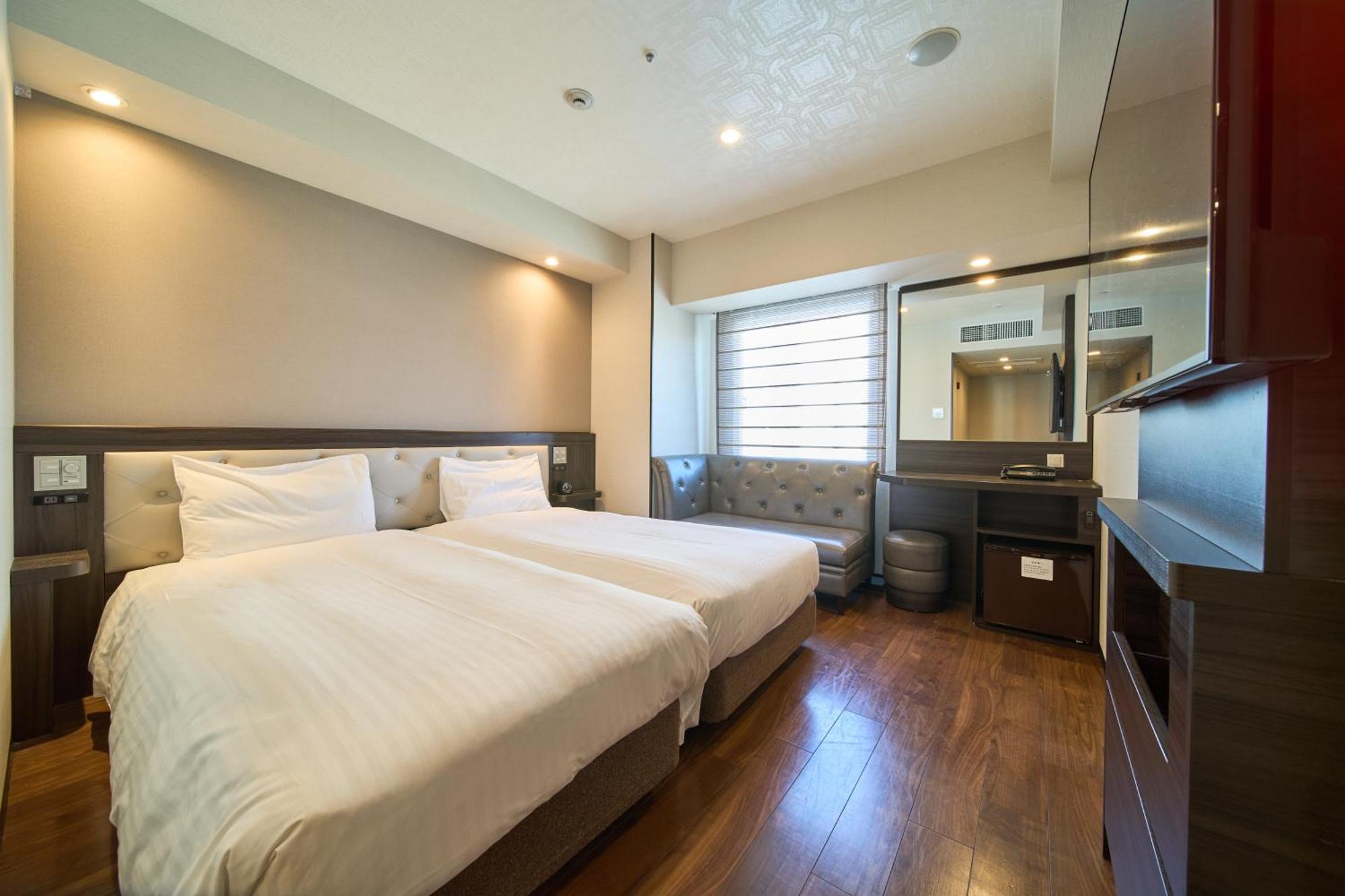 Via Inn Umeda Osaka Dış mekan fotoğraf